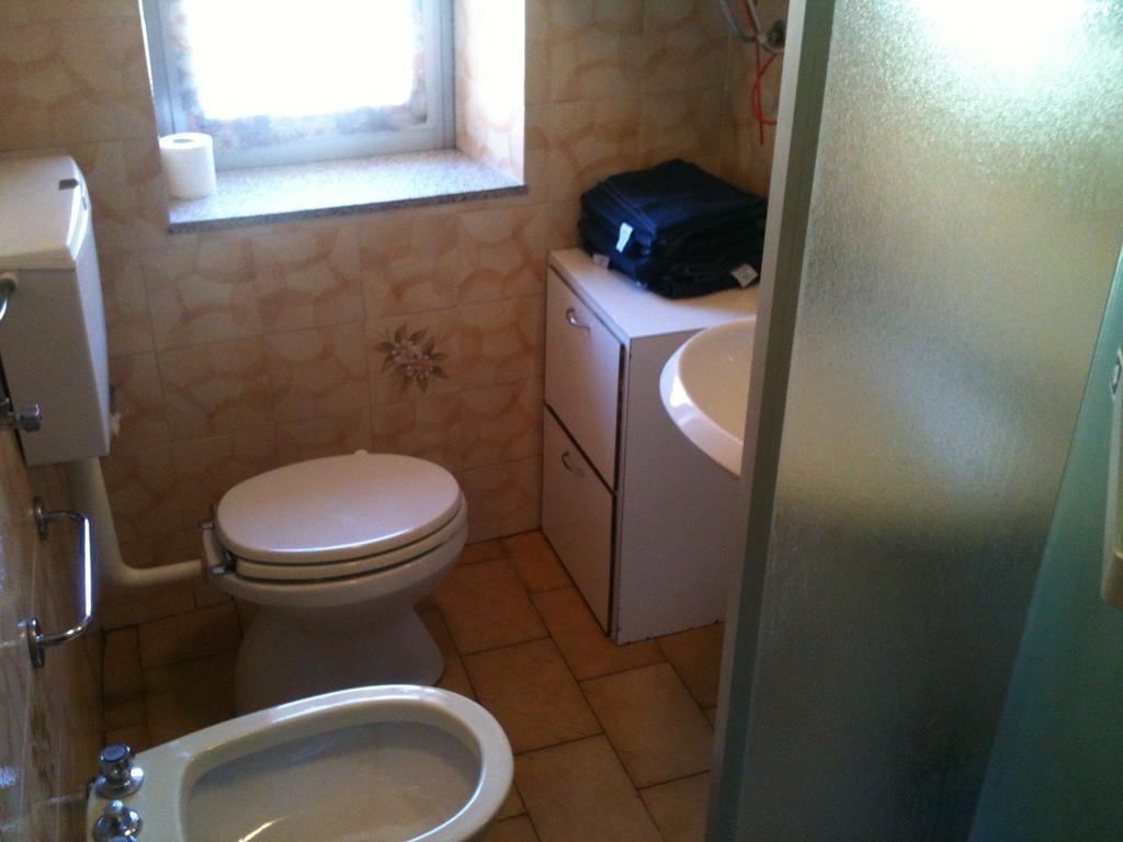 Casa Logo Daire Plesio Oda fotoğraf